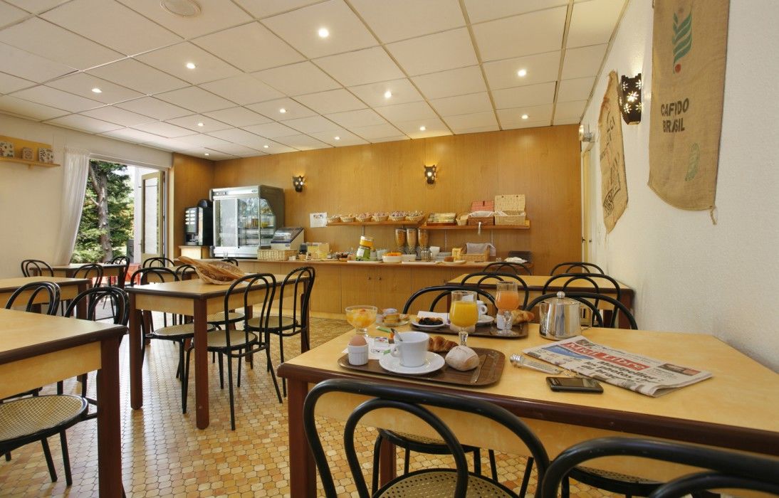 Hotel Du Parc Euromedecine By Akena Montpellier Exterior photo